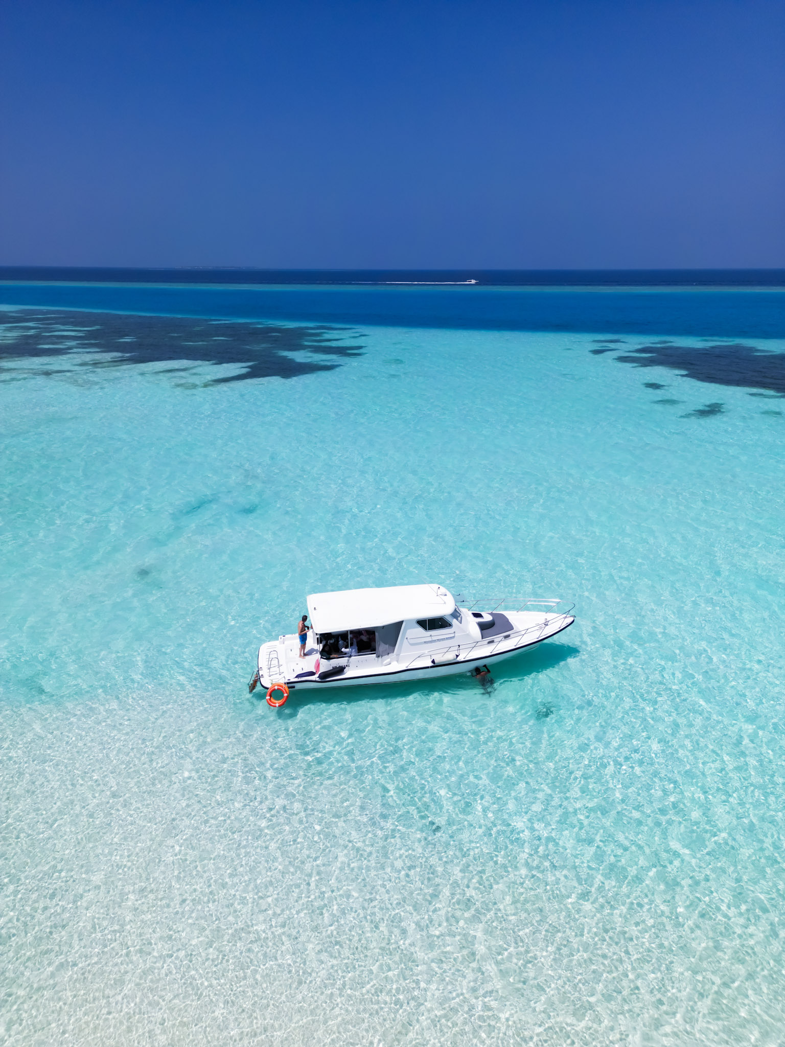 full day trip by boat