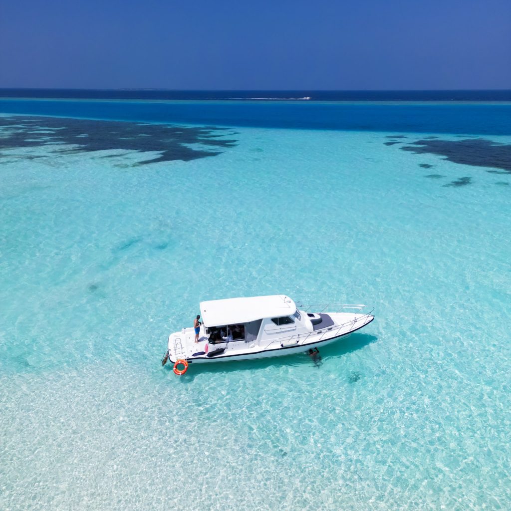 full day trip by boat